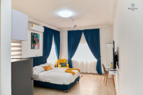 Charming Rooftop Apartments- Strong Wi-Fi & 40percent Long-stay Disc- Red Lotus Oasis